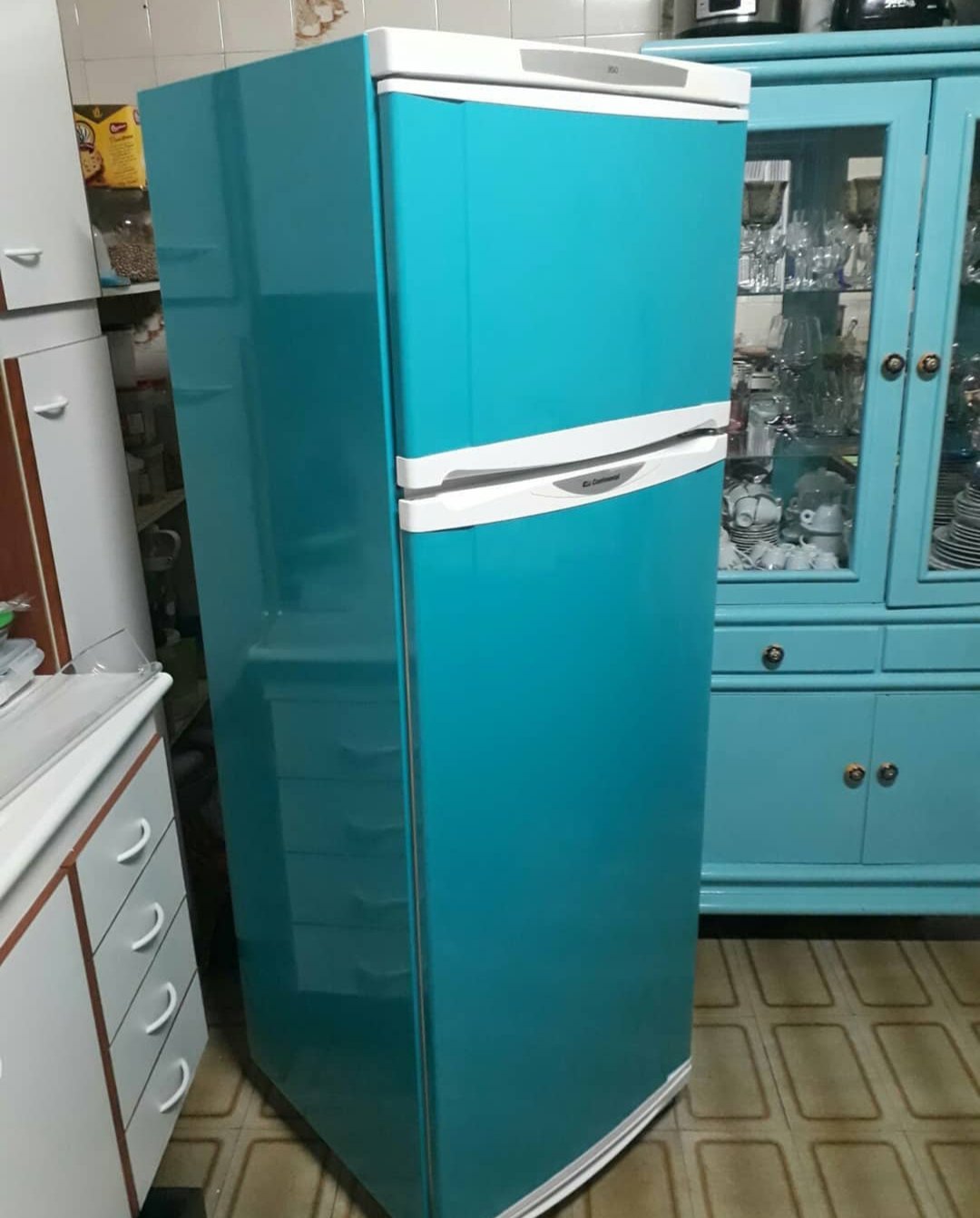 Envelopamento de geladeira verde ultra brilho