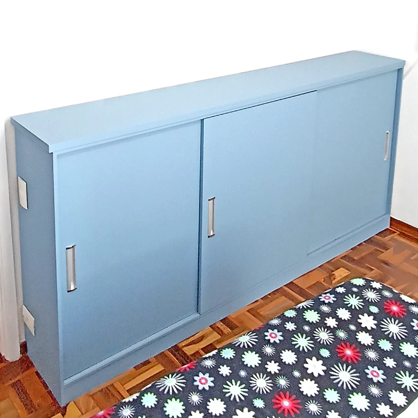 Envelopamento de móvel azul imprimax